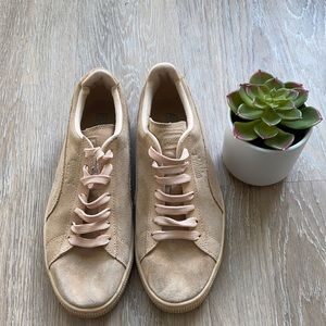 SOLD Puma Suede Classic Shoesk